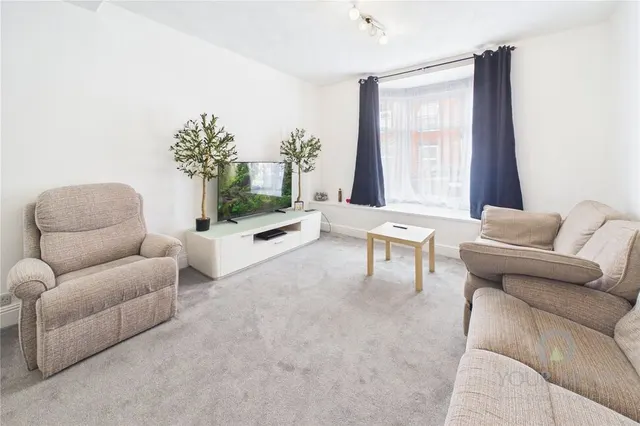 Photo 2 — Beaconsfield Terrace, The Mounts, Northampton, NN1