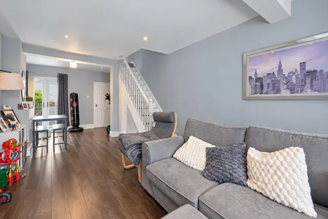Cornhill Road, Carlton, NG4, photo 2