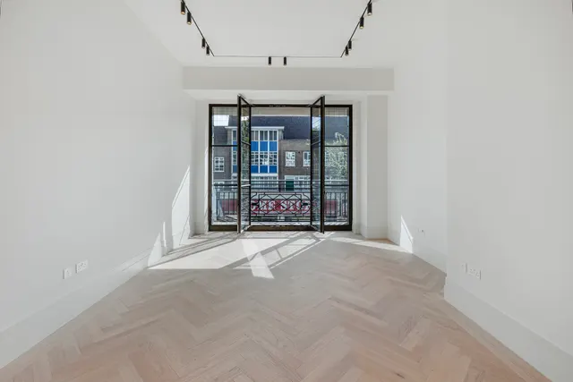 Photo 2 — The Whiteley, Queensway, London