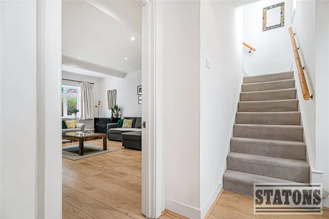 Raydean Road, New Barnet, EN5, photo 2