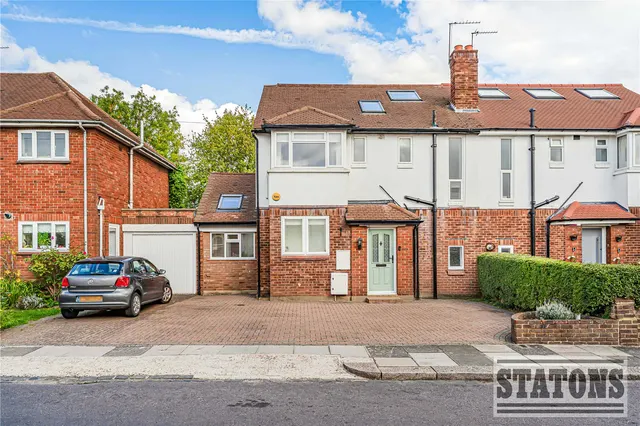 Raydean Road, New Barnet, EN5, photo 1