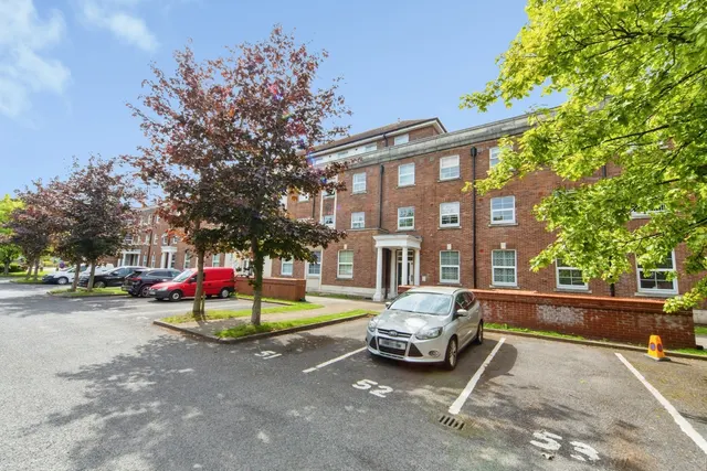 Vale Lodge, Liverpool, L9, photo 2