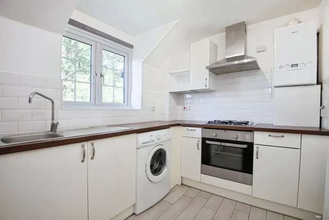Cromwell Road, Letchworth Garden City, SG6, photo 1