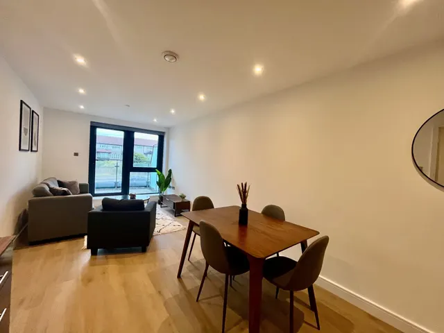 York Road, Leeds, LS9, photo 3