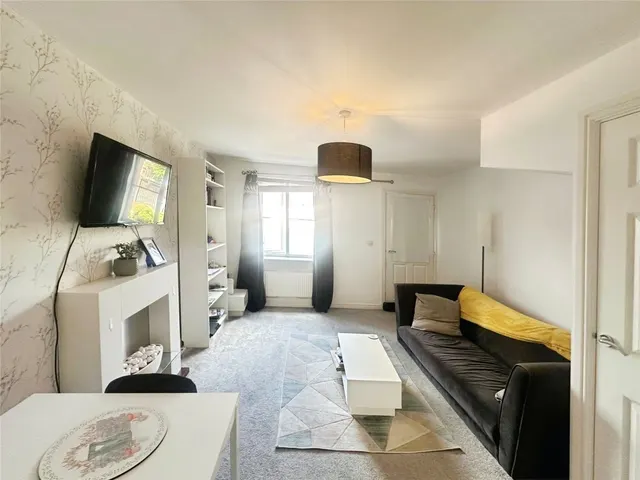 Dandelion Close, Whitwood, WF10, photo 3