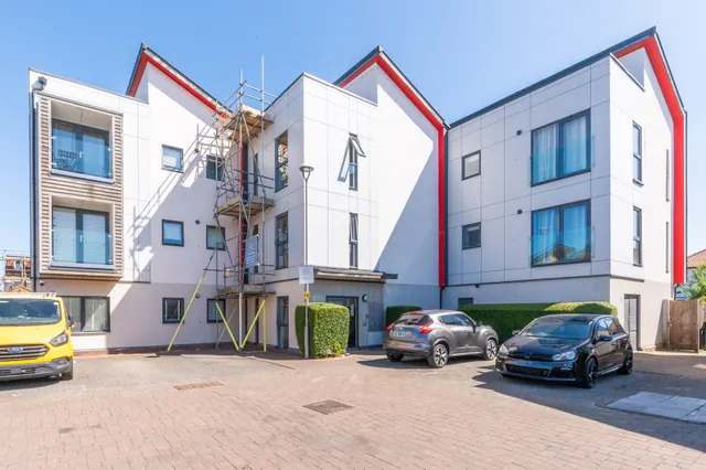 2 Fielding House, 45 Cairns Avenue, London, photo 1