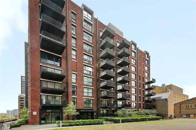 Goodluck Hope Walk, London, E14, photo 3
