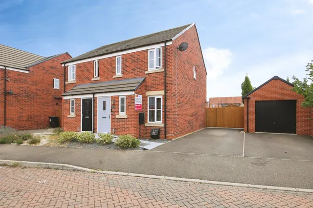 Drummond Close, Peterborough, PE7, photo 1