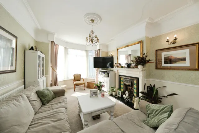 Byron Road, West Bridgford, NG2, photo 1