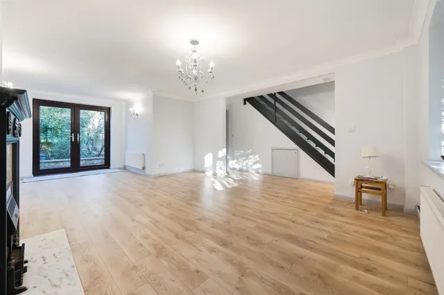 Adur Close, West End, Southampton, photo 1