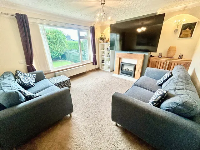 Bay View Road, Benllech, LL74, photo 3