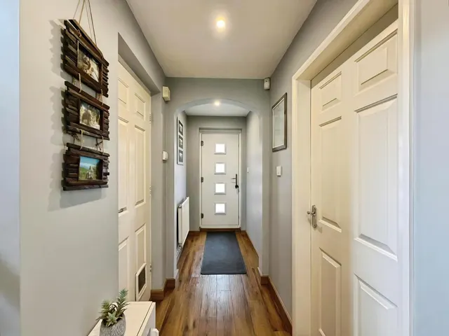 Cavendish Avenue, Pontefract, WF8, photo 2