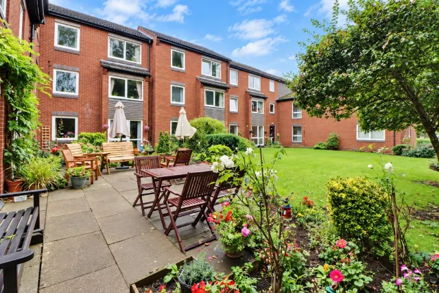 Sandbach Road South, Alsager, photo 1