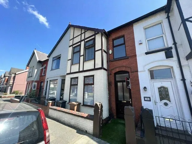 Handfield Road, Liverpool, L22, photo 1