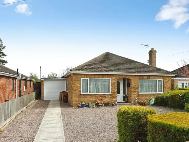Harwood Avenue, Holbeach, PE12, photo 1