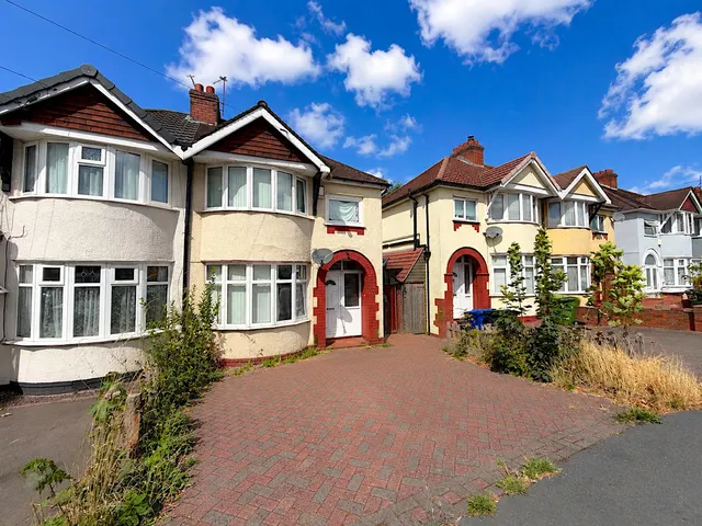 Stourbridge Road, Russells Hall, Dudley, DY1, photo 1