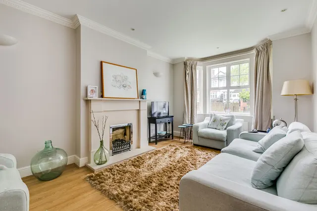 Kings Road, Richmond, TW10, photo 2