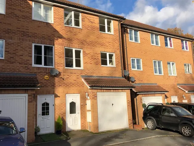 St Peters Close, KIDDERMINSTER, photo 1