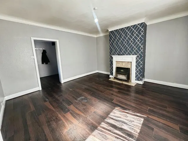 Photo 2 — Lonsdale Road, Preston, Lancashire, PR1