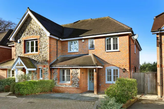 Gurnells Road, Beaconsfield, HP9, photo 1