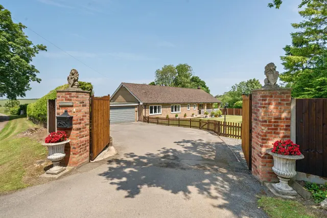 School Lane, Horncastle, LN9, photo 1