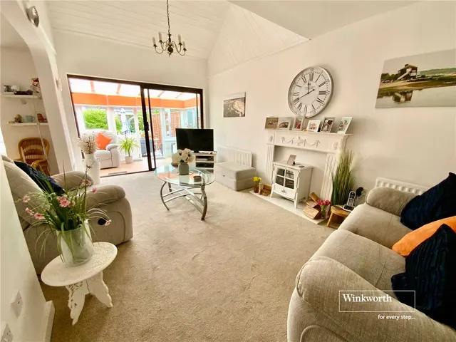 Bure Lane, Christchurch, Dorset, BH23, photo 1