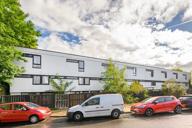 London, NW3, photo 3