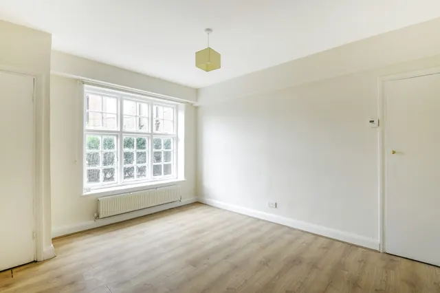 2 bedroom flat — Hampstead Way, London, NW11