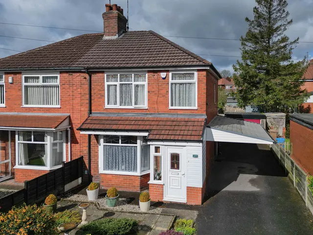 Phyllis Street, Rochdale OL12 7NA, photo 1