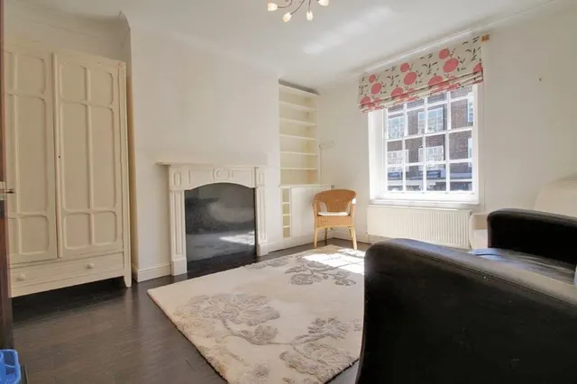 Photo 2 — Clayton Street, London SE11 5SE
