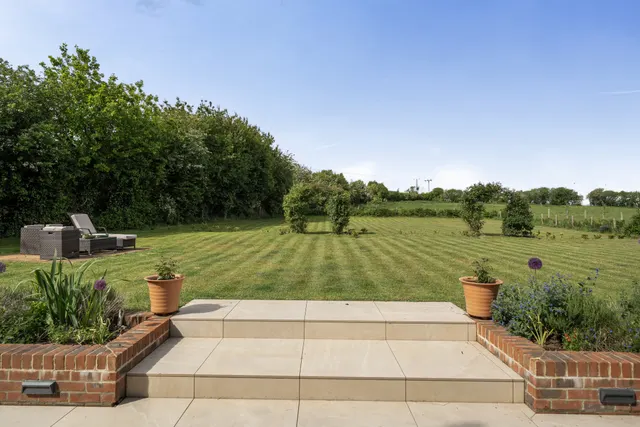 Photo 3 — Park Lane, Ropley, SO24