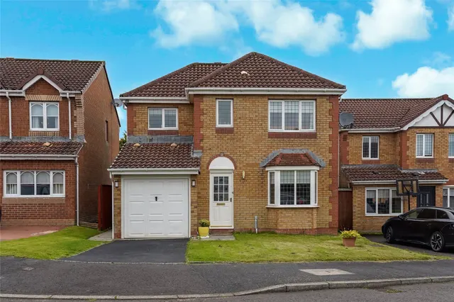 Balcary Place, Chapelhall, ML6, photo 1