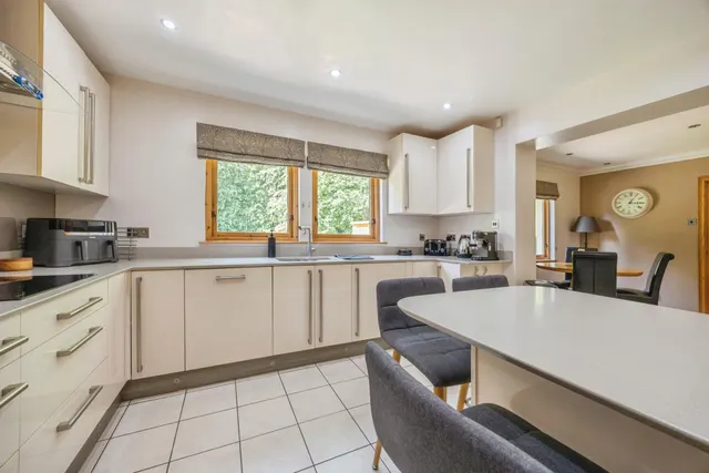 Cornhill Grove, Biggar, ML12, photo 2