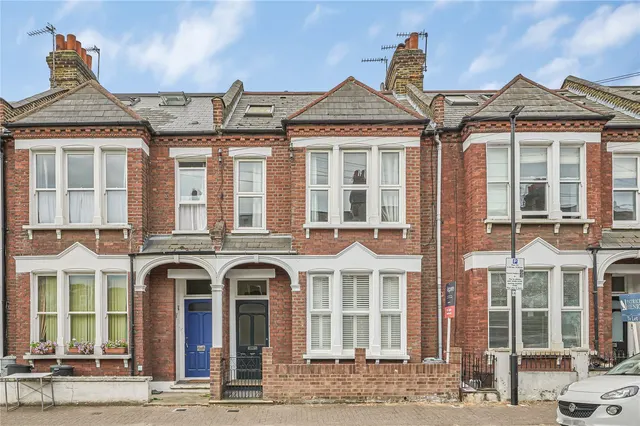 Hazelbourne Road, London, SW12, photo 1
