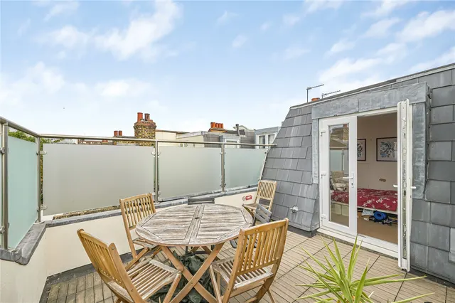 Photo 2 — Hazelbourne Road, London, SW12