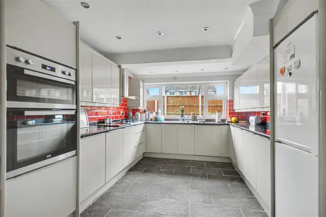 Kennedy Drive, Stapleford, NG9, photo 2