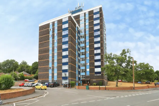 St. Cecilia Close, Kidderminster, photo 1