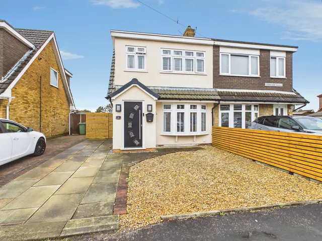 Brookside Close, Billinge, WN5, photo 1