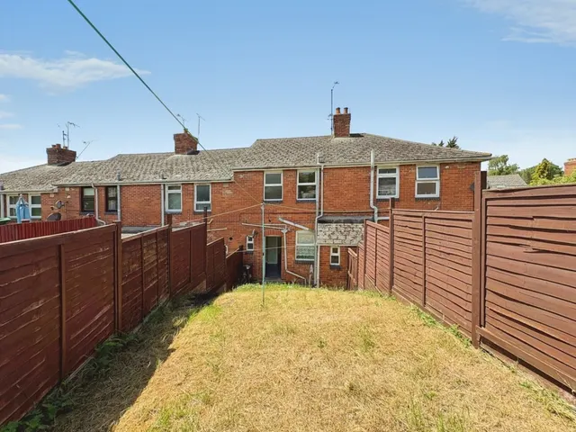 Eastland Road, Yeovil, BA21, photo 2