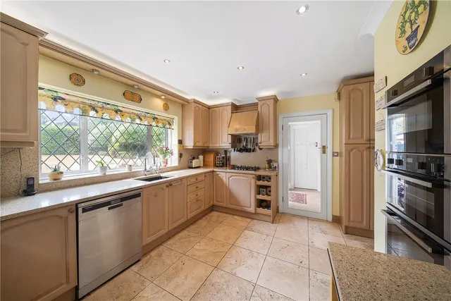 Manor Way, Beckenham, BR3, photo 3