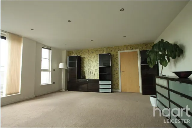 Watkin Road, Leicester, LE2, photo 3