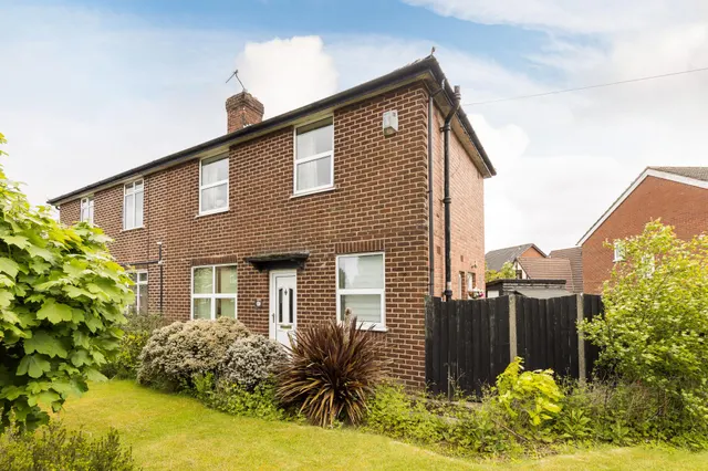 Old Chester Road, Ellesmere Port, CH66, photo 1