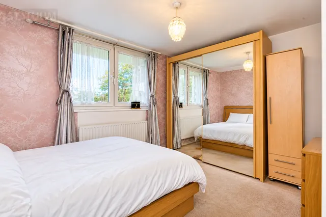 Park Road, Upton Park, E6, photo 3