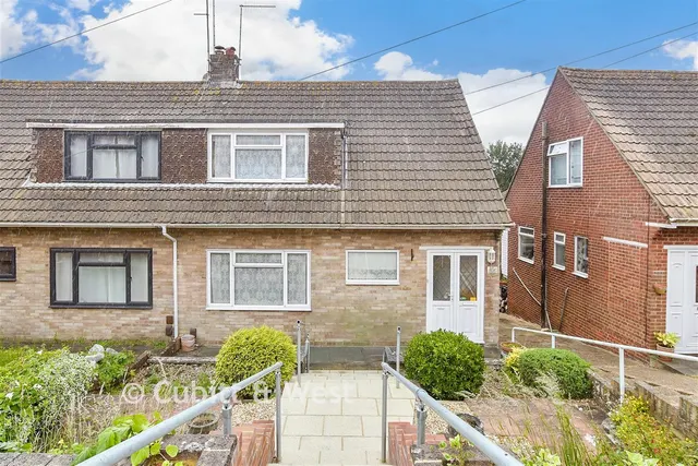 Warren Way, Woodingdean, BN2, photo 1