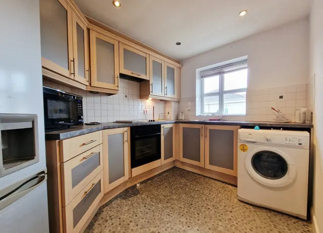 Photo 3 — Atherton Close, Ashton-on-Ribble, Ashton, Lancashire, PR2 2AF