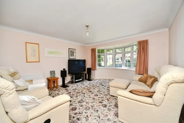 Saltdean Vale, Saltdean, BN2, photo 2
