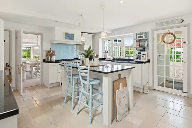 Kings Lane, Broom, B50, photo 2