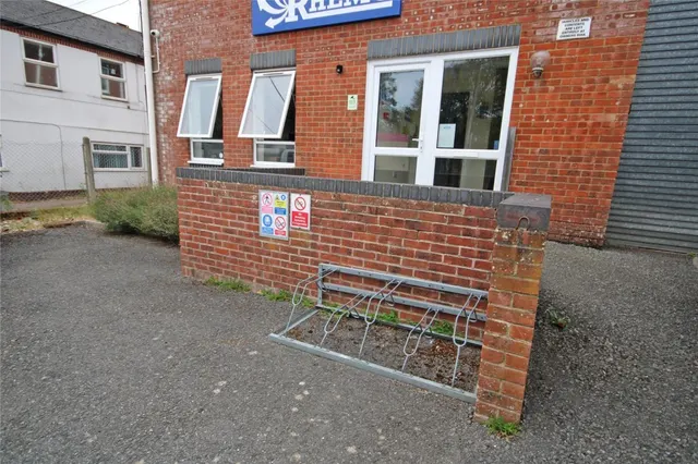 New Milton, Hampshire, photo 1