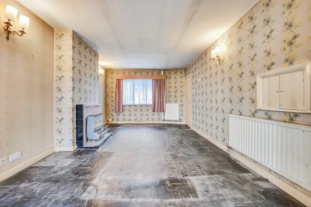Photo 3 — 11 Sidmouth Road, Springfield, Chelmsford, Essex, CM1 6LR