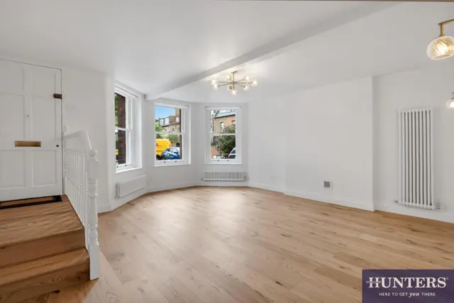 Welbeck Mansions, Inglewood Road, West Hampstead, NW6, photo 1